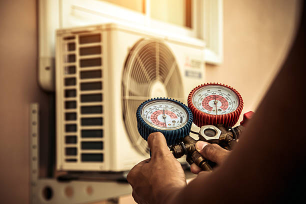 Professional Hvac Maintenance technician working in Preston Hollow, NY